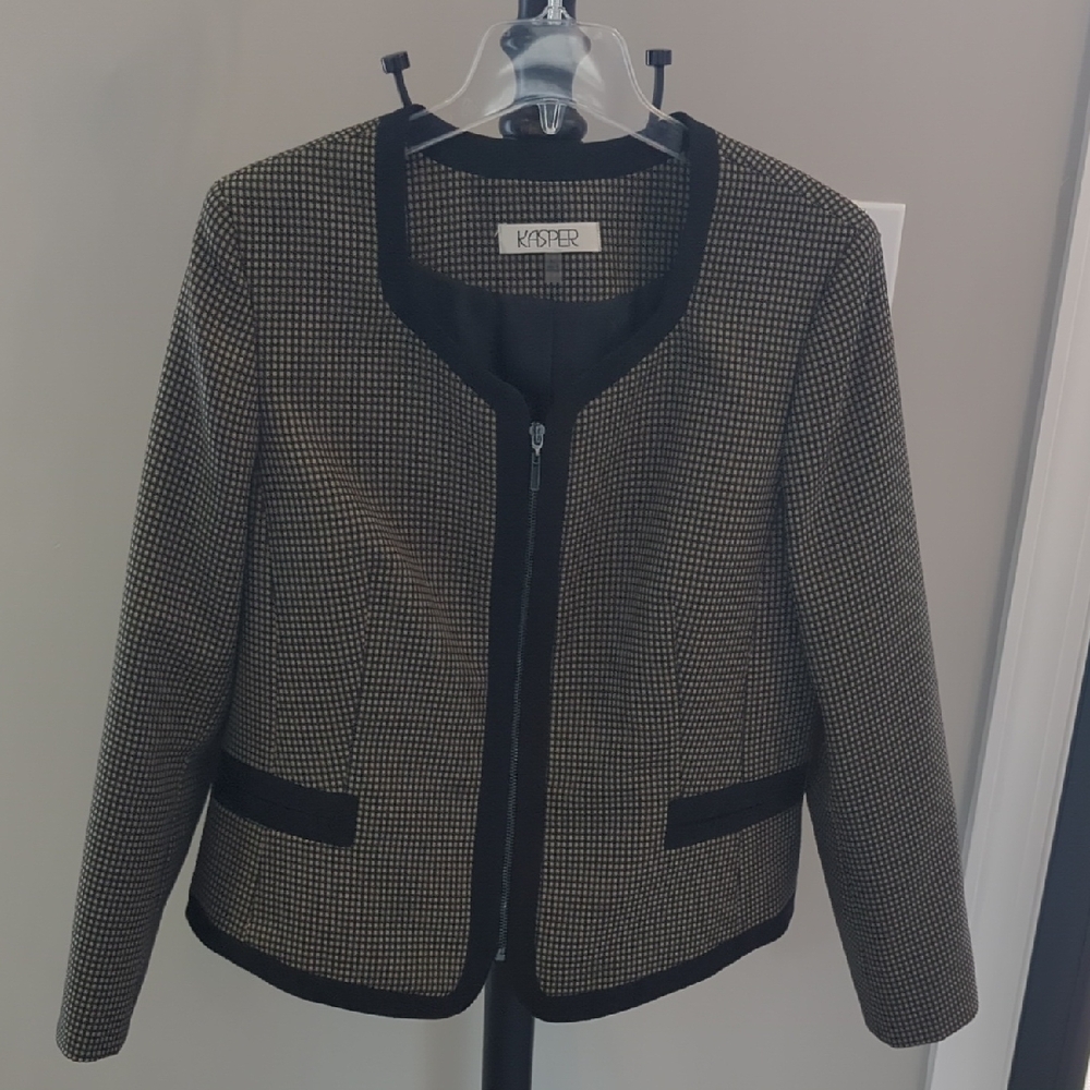 Kasper Black and Tan Tweed Zip Blazer
